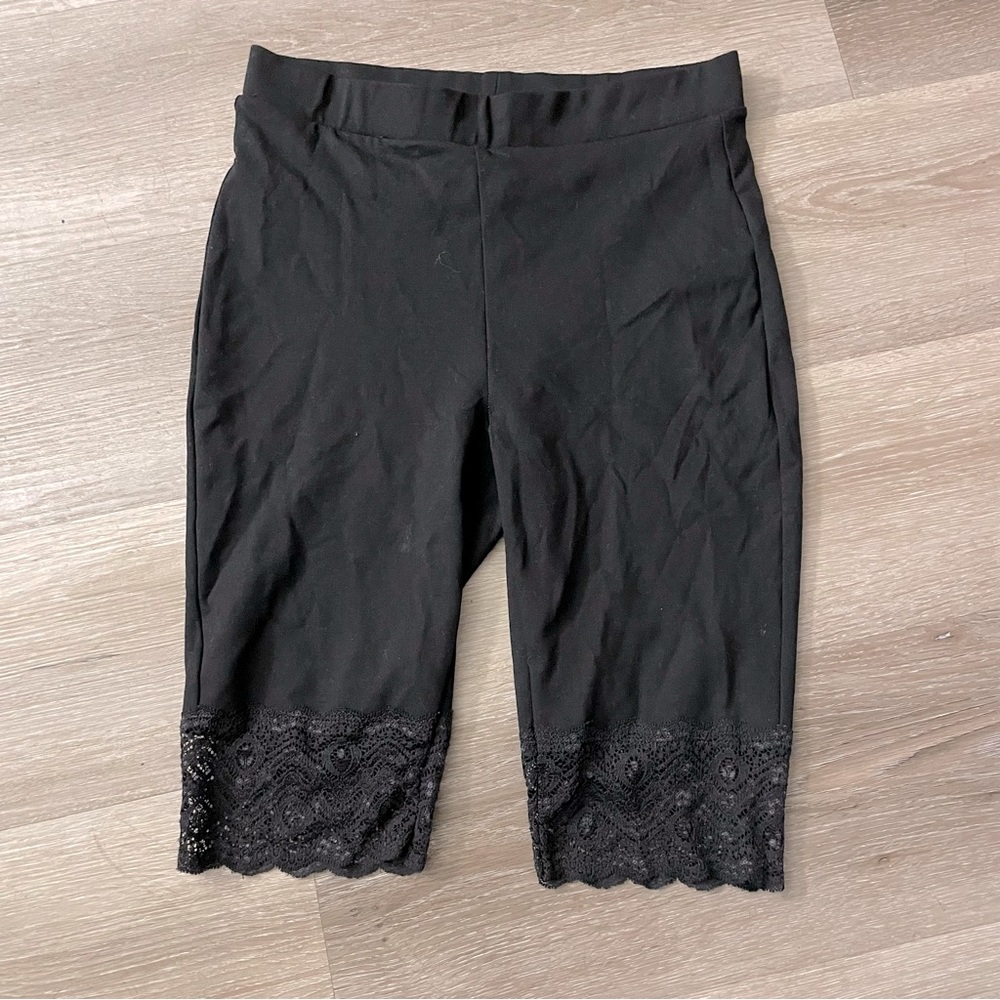 Zara lace short sz medium